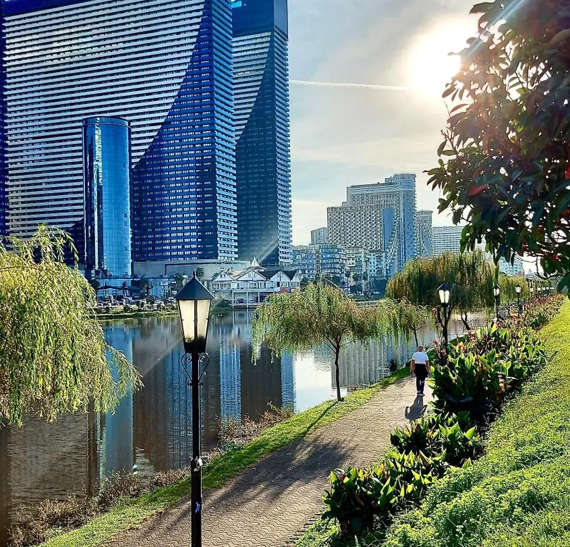 Orbi City Life Batumi 0*,